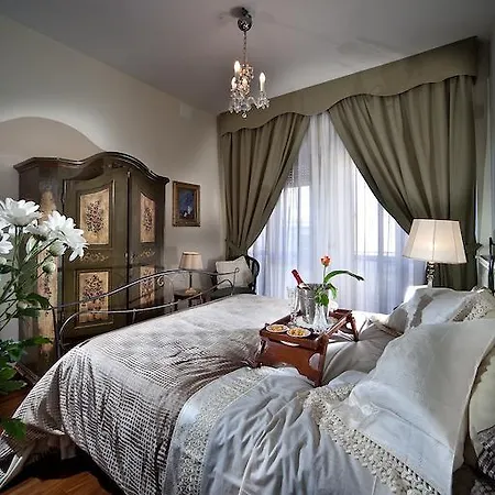 Napoli Porta Di Mare Bed & Breakfast Room photo