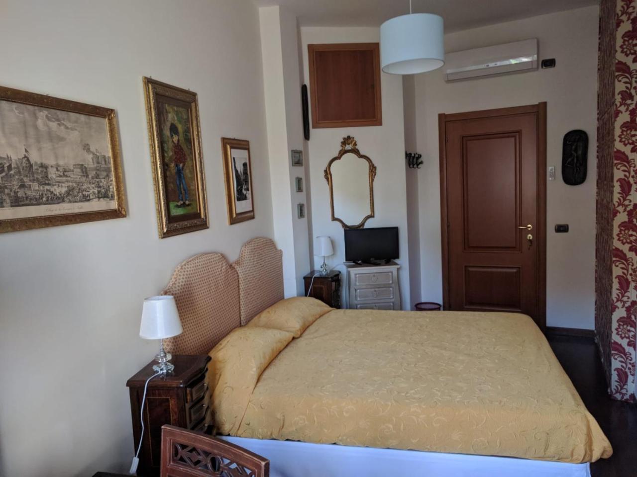Bed & Breakfast Porta Di Mare Naples
