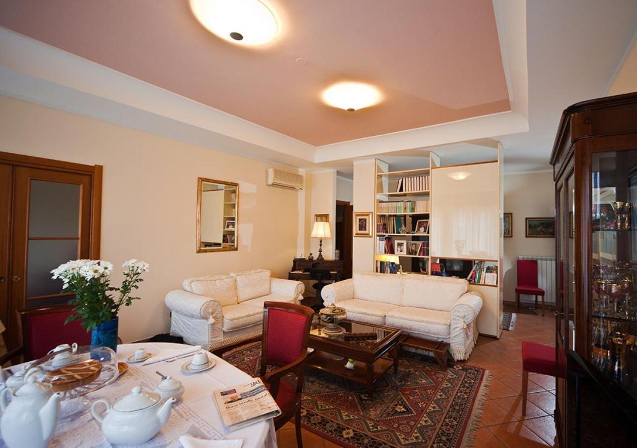 Porta Di Mare Bed & Breakfast